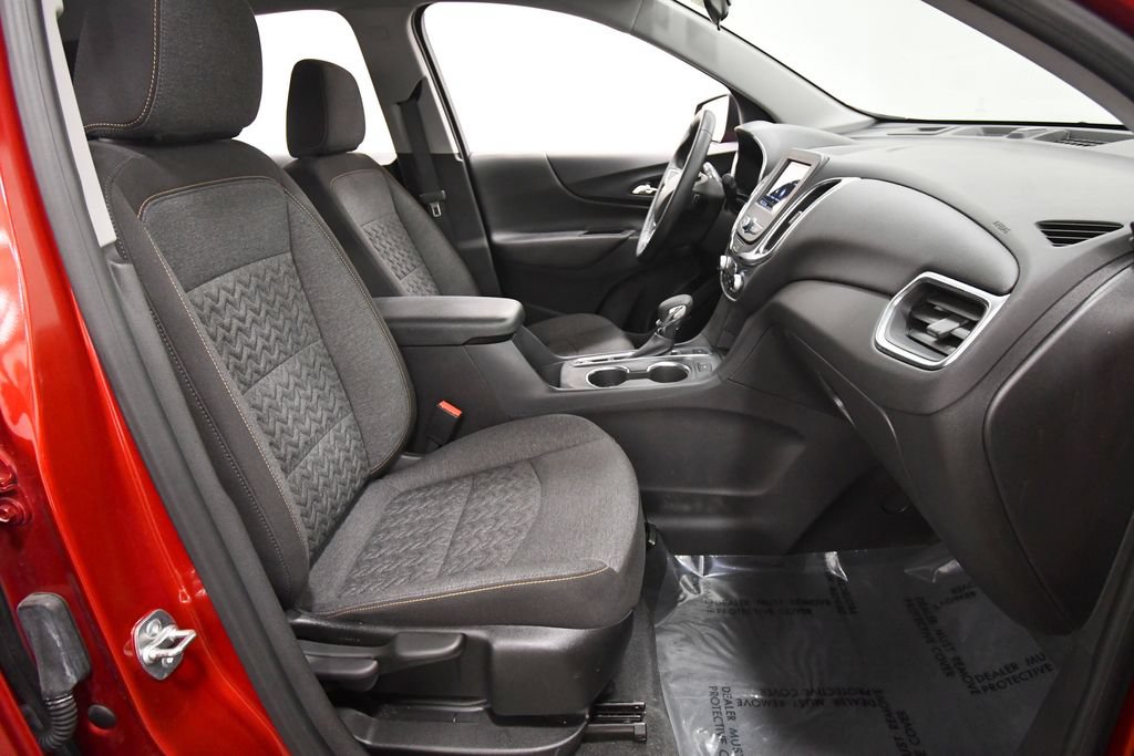 Used 2024 Chevrolet Equinox LT AWD/4WD image 18