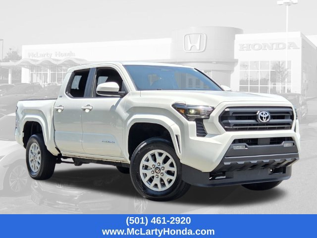Used 2025 Toyota Tacoma SR5 AWD/4WD image 8
