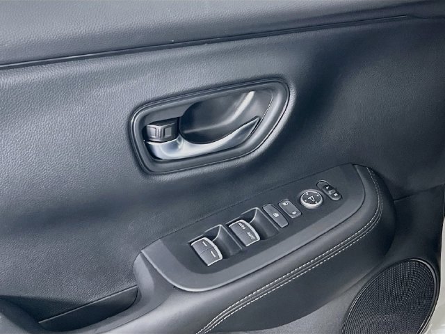 Used 2026 Honda HR-V EX-L image 17
