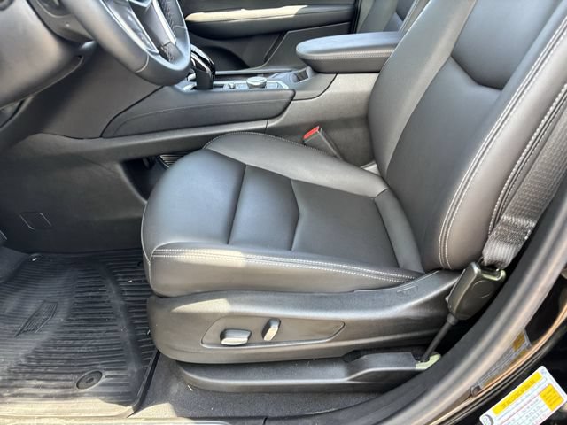 Used 2025 Cadillac XT5 Luxury FWD image 20