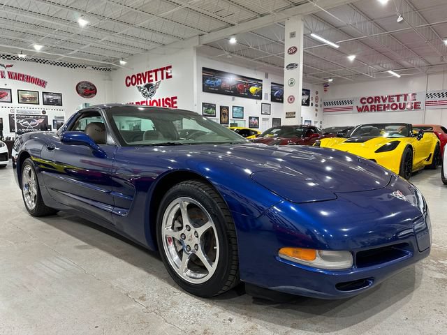 Used 2004 Chevrolet Corvette Coupe w/ Preferred Equipment Group RWD image 6