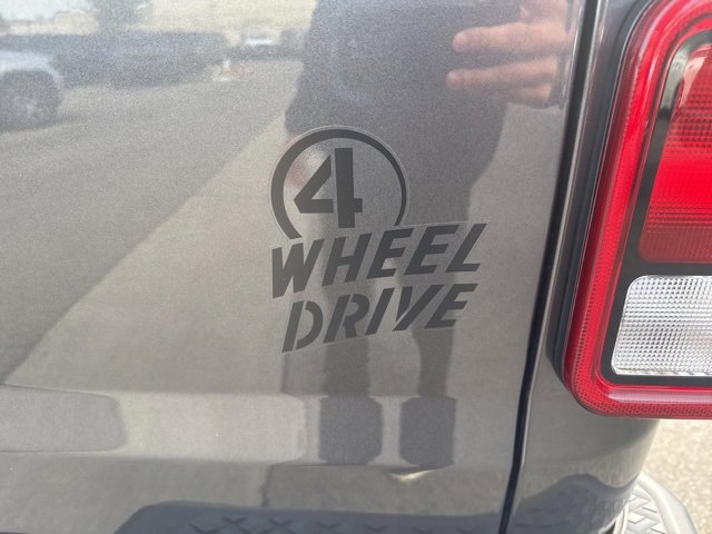 Certified 2022 Jeep Gladiator Sport image 32