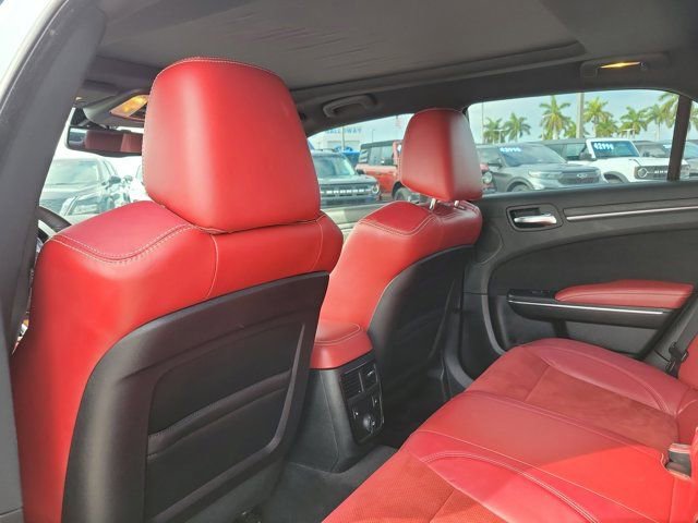 Used 2012 Chrysler 300 SRT8 w/ 19-Premium Speaker Group RWD image 14