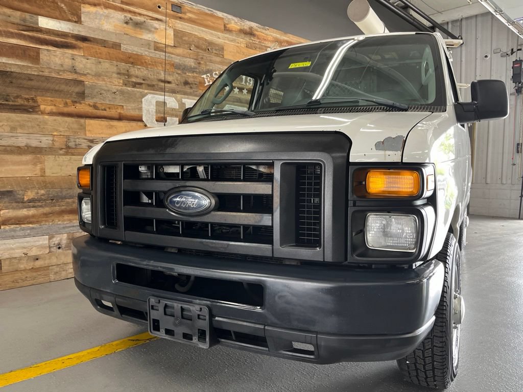 Used 2012 Ford E-250 and Econoline 250 w/ Commercial Cargo Van Pkg RWD image 33