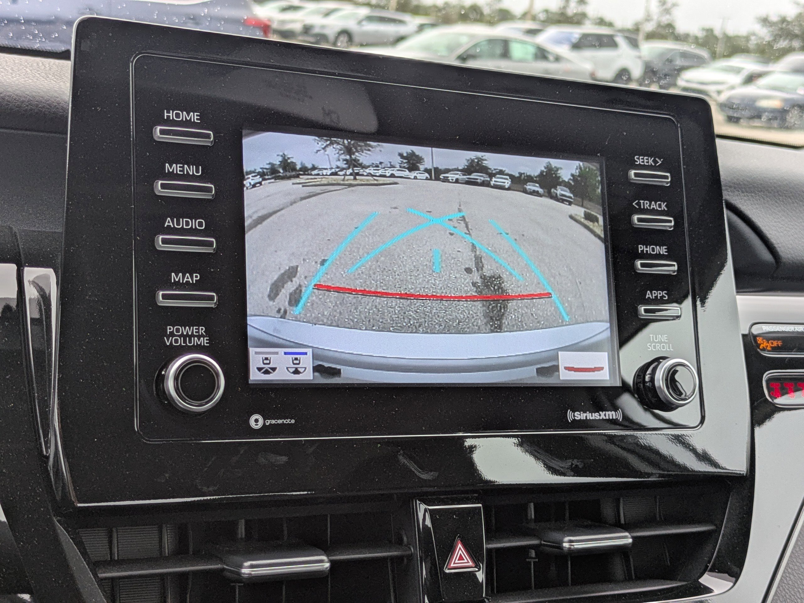 Used 2023 Toyota Camry SE image 22