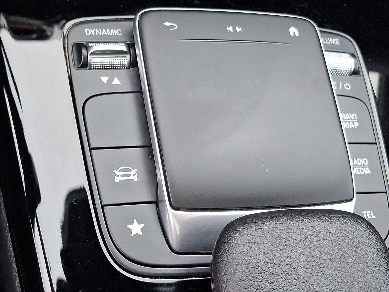 Used 2023 Mercedes-Benz CLA 250 4MATIC image 18