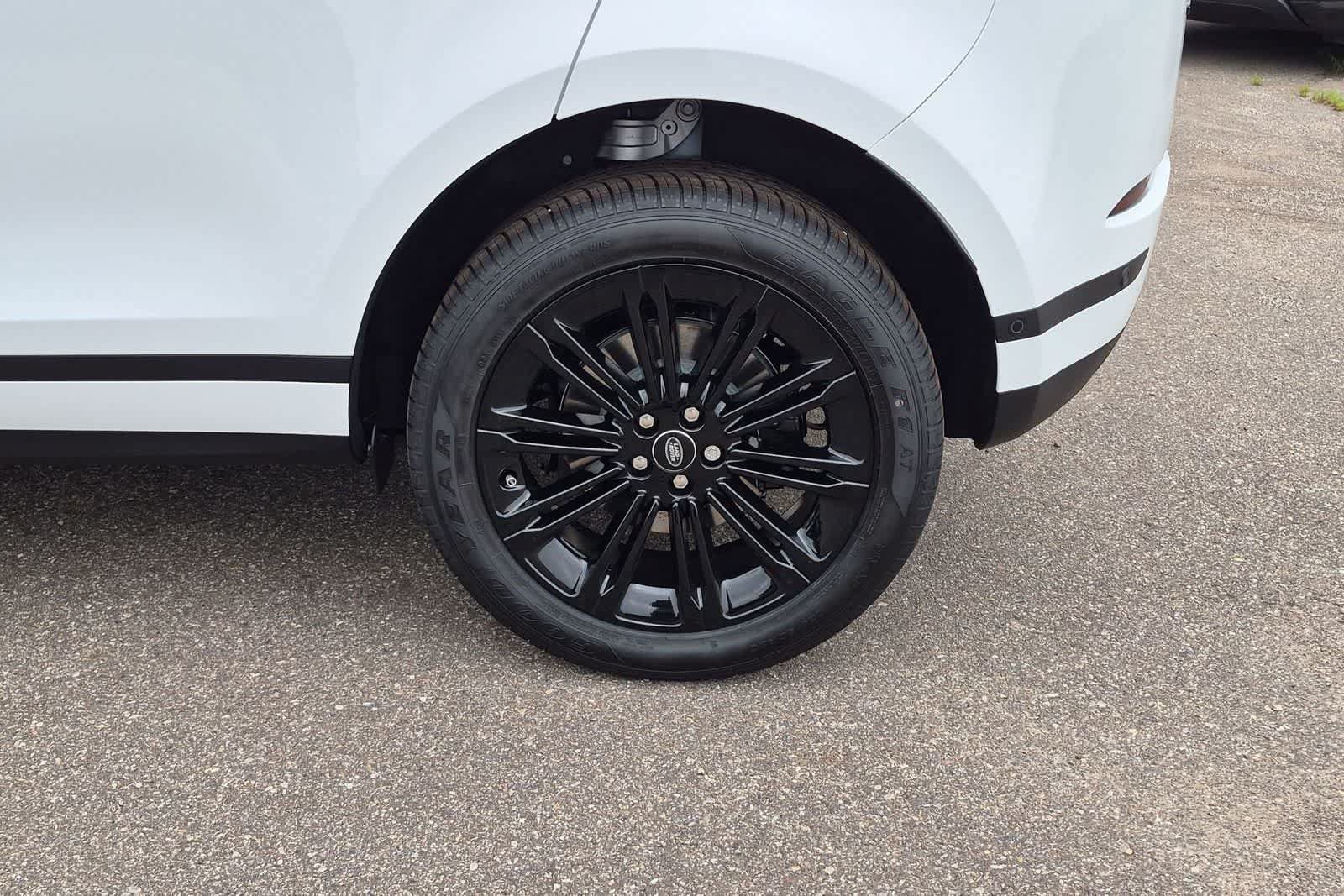 New 2026 Land Rover Range Rover Evoque S AWD/4WD image 13