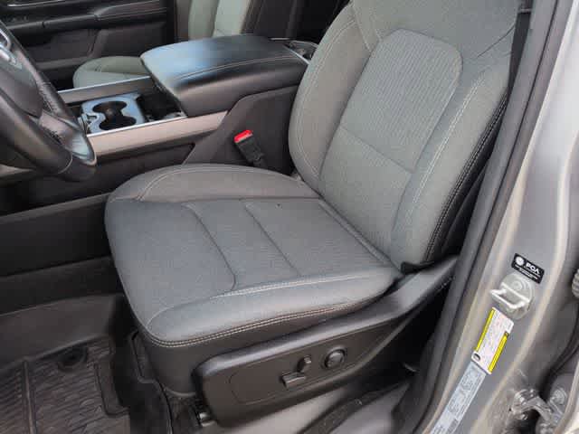 Used 2022 RAM 1500 Big Horn AWD/4WD image 16