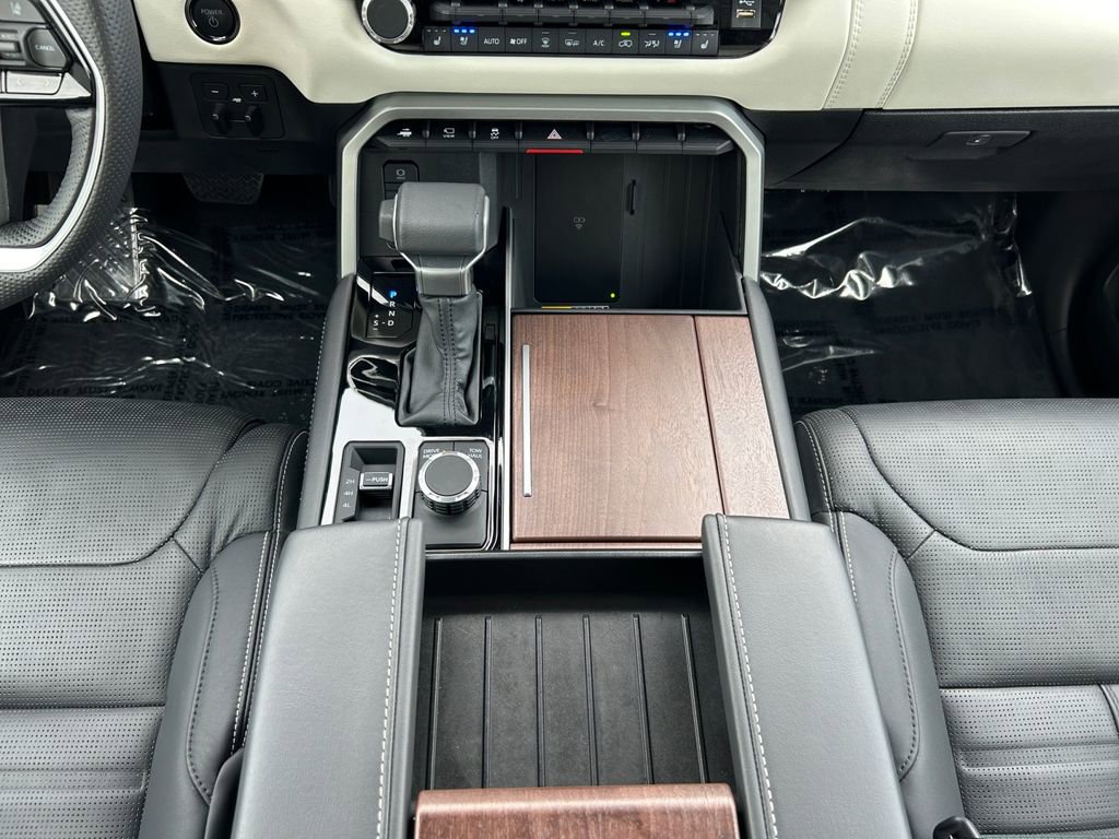 Used 2025 Toyota Sequoia Capstone image 13