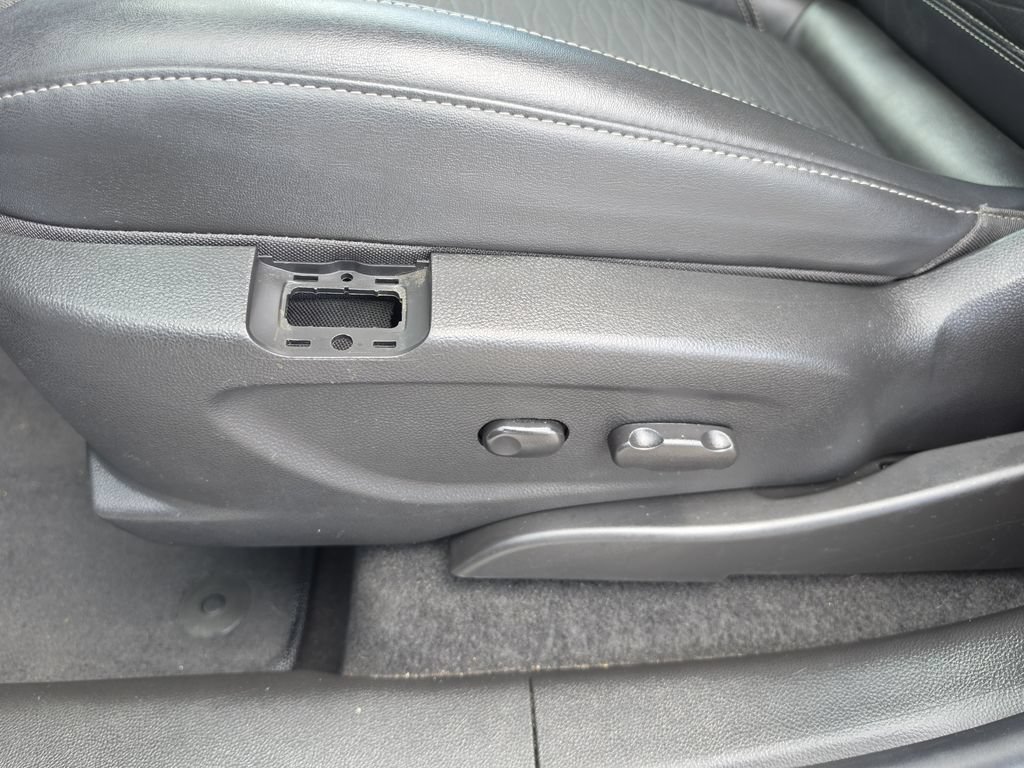 Used 2016 Buick Encore FWD image 17