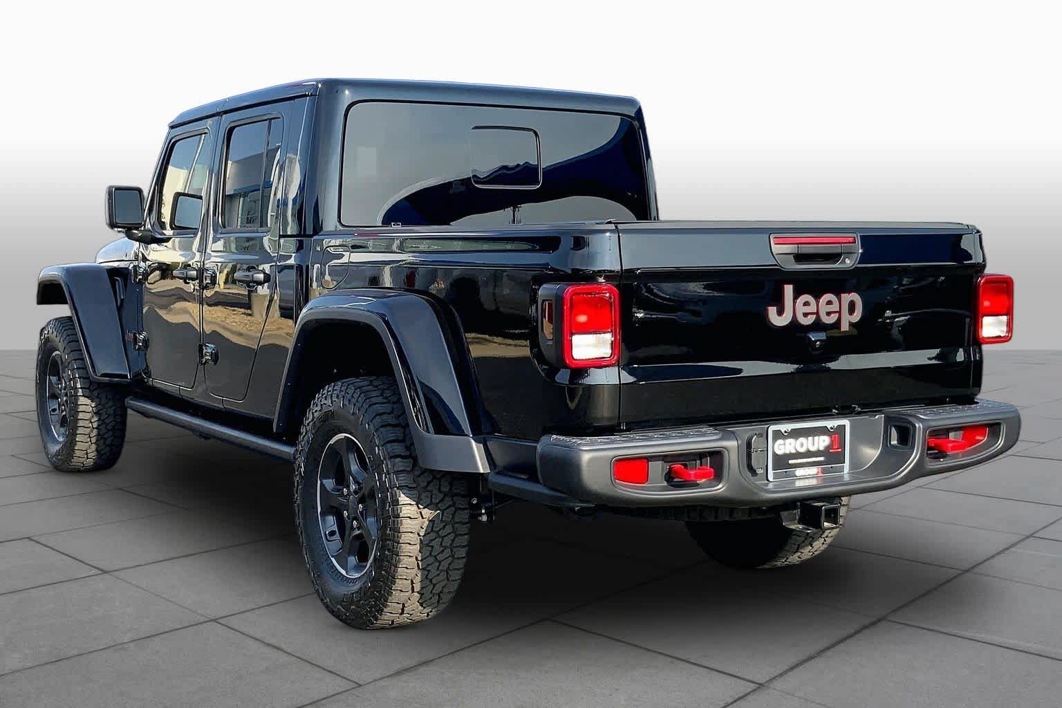 Used 2023 Jeep Gladiator Rubicon w/ Trailer Tow Package AWD/4WD image 12