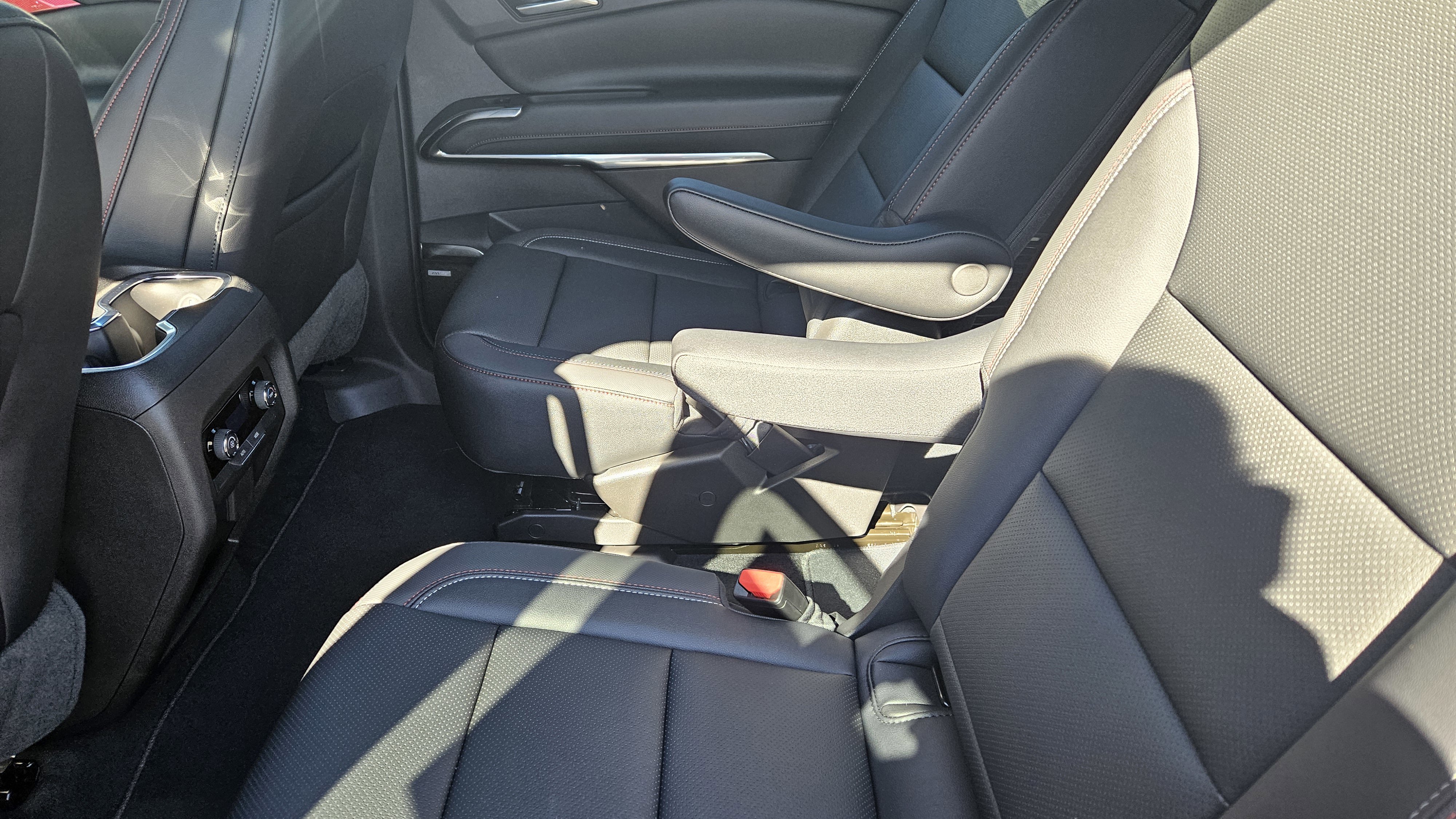 New 2026 Chevrolet Traverse Z71 w/ Enhanced Driving Package image 13