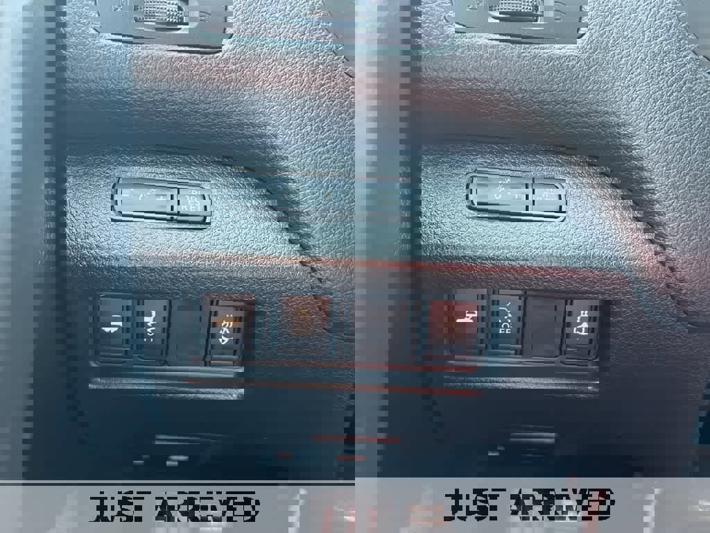 Used 2016 Nissan Altima 2.5 SL w/ Moonroof Package image 28