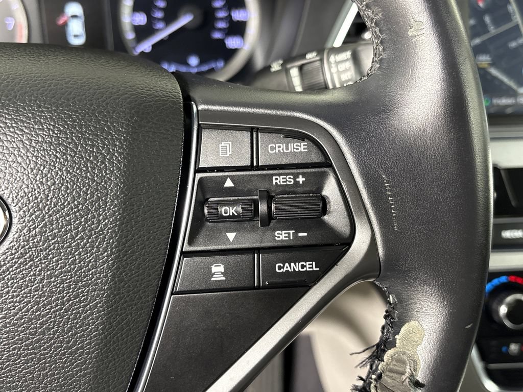 Used 2017 Hyundai Sonata Limited w/ Ultimate Package 04 FWD image 20