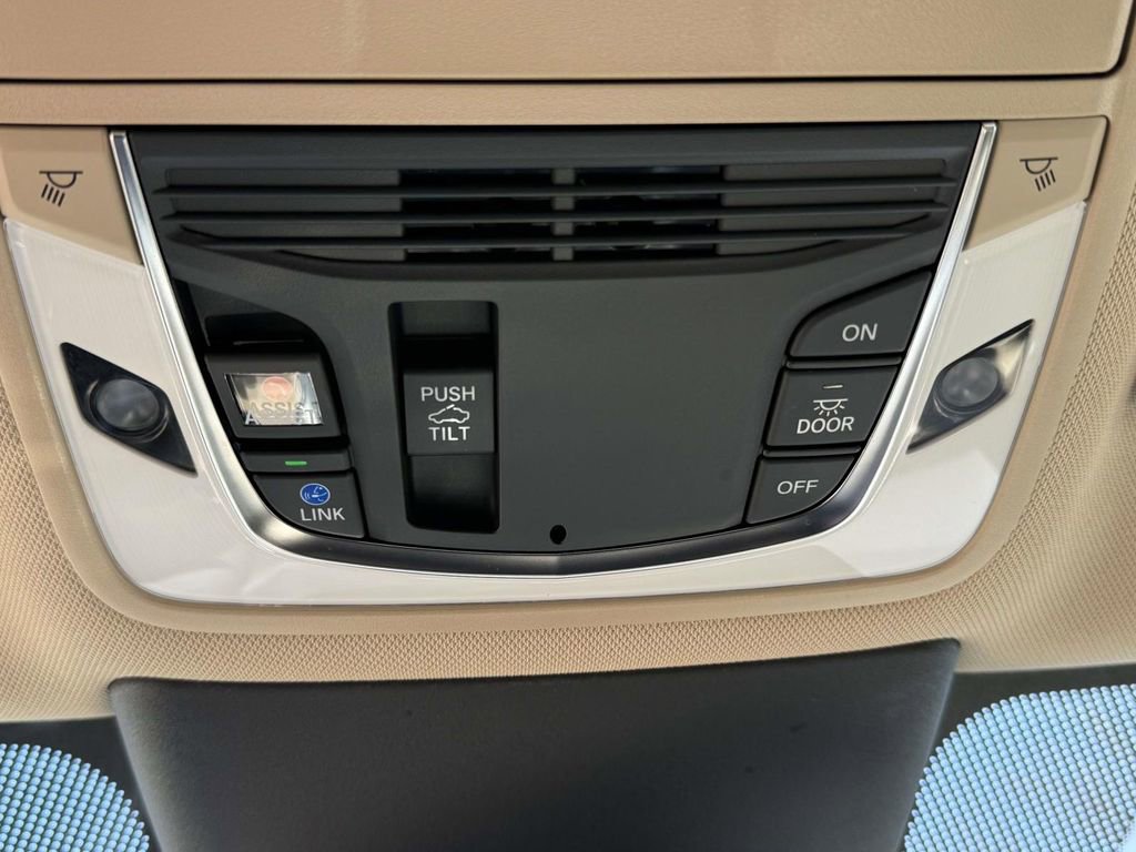 Certified 2025 Acura TLX w/ Technology Package FWD image 24