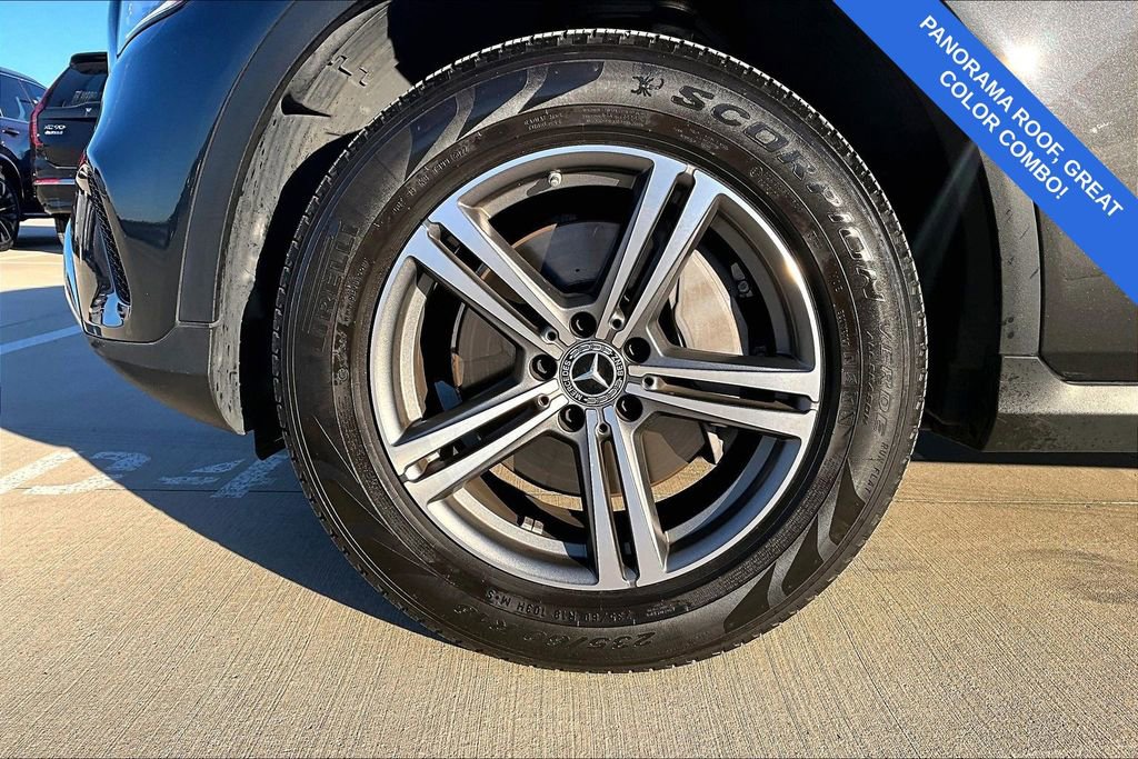 Used 2020 Mercedes-Benz GLC 300 4MATIC image 11