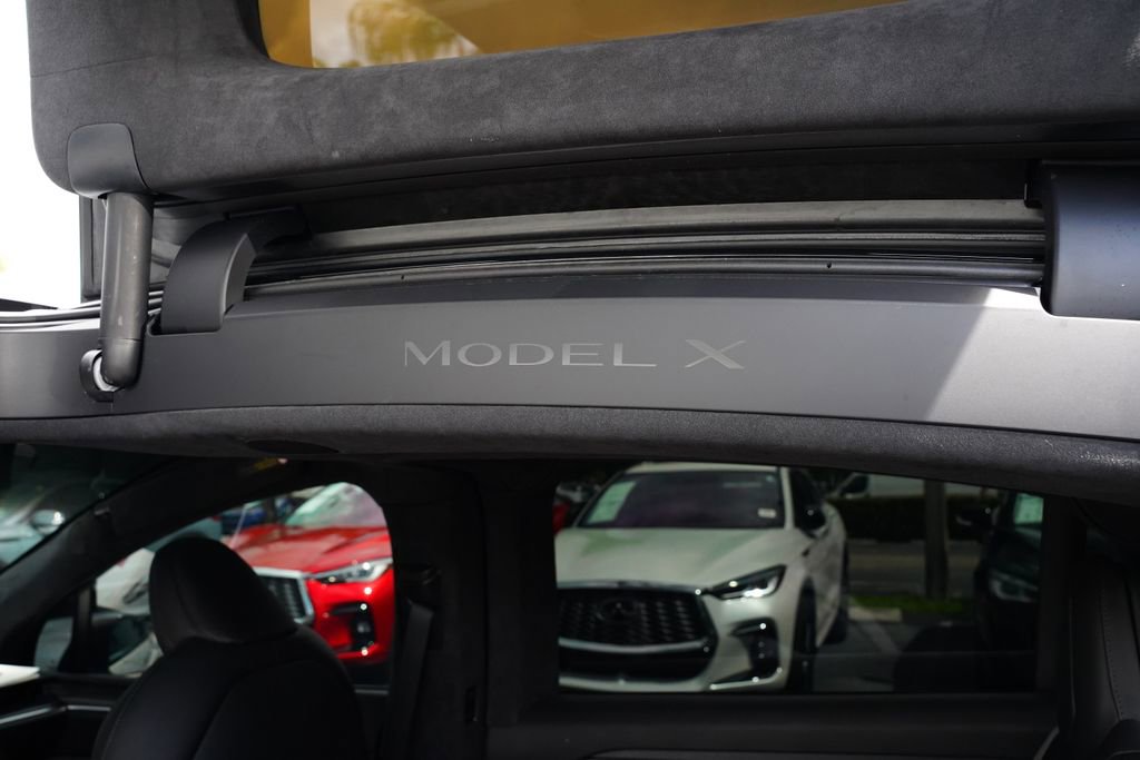 Used 2022 Tesla Model X Plaid AWD/4WD image 18