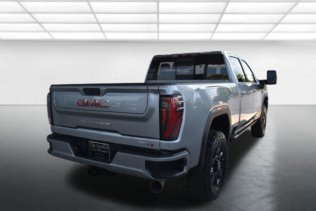 Used 2024 GMC Sierra 2500 AT4 w/ AT4 Premium Plus Package AWD/4WD image 8