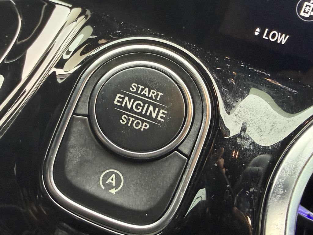 Used 2023 Mercedes-Benz GLA 250 image 32
