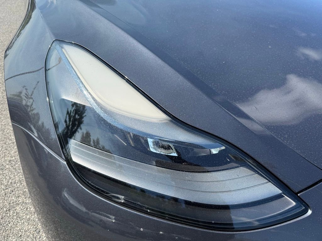 Used 2021 Tesla Model 3 Standard Range Plus RWD image 4