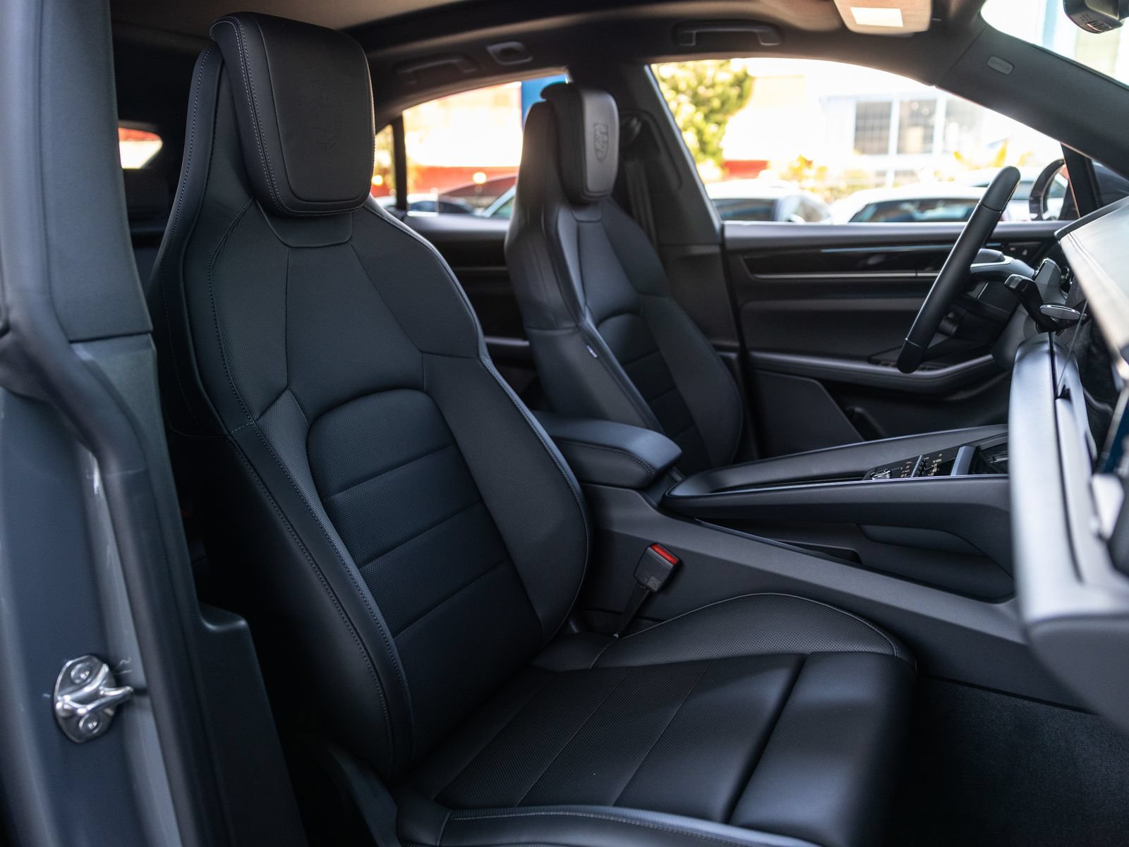 New 2026 Porsche Macan 4 Electric AWD/4WD image 36