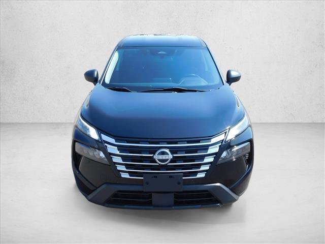 Used 2024 Nissan Rogue S FWD image 3