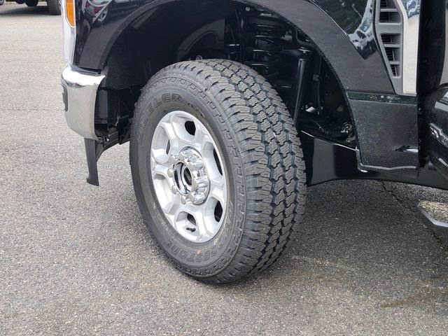 New 2026 Ford F250 XLT w/ FX4 Off-Road Package AWD/4WD image 32