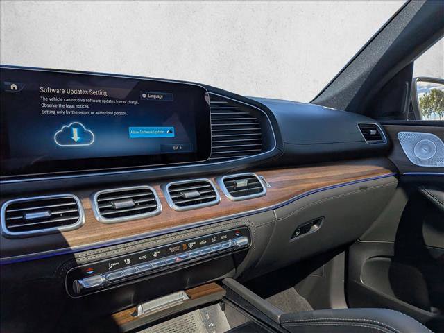 New 2026 Mercedes-Benz GLE 53 AMG 4MATIC Coupe image 13