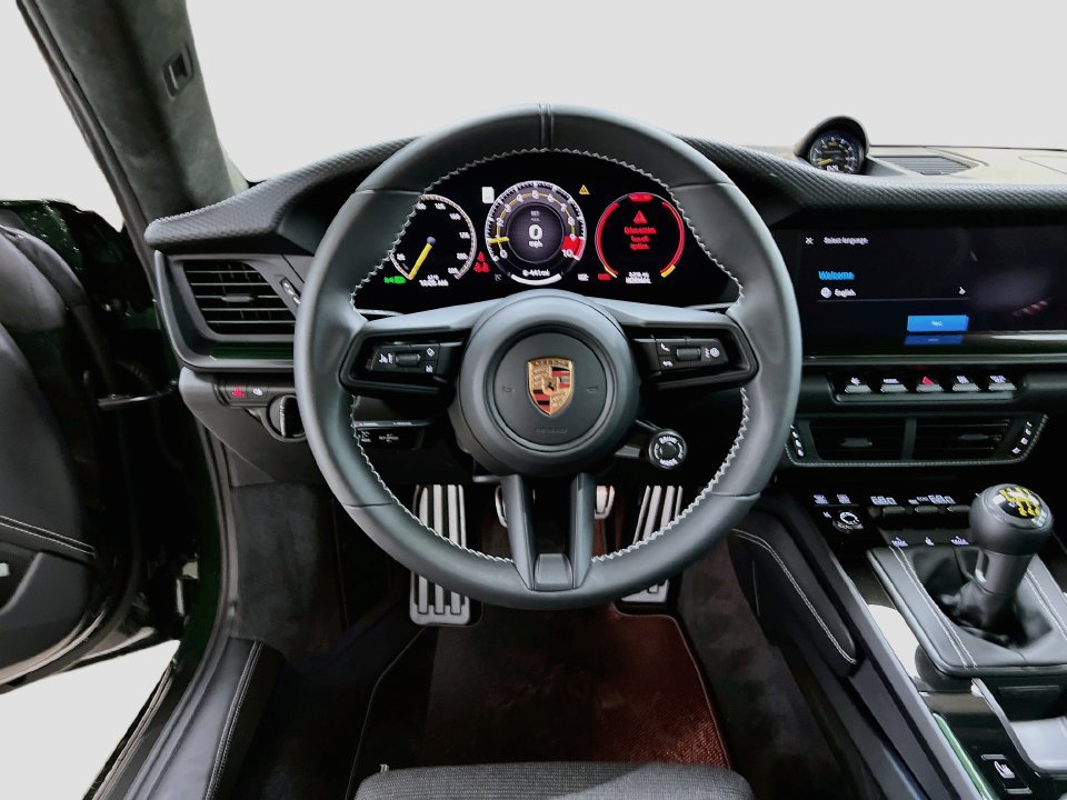 Certified 2025 Porsche 911 GT3 RWD image 12