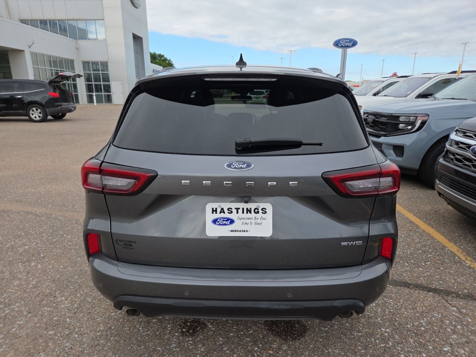 Used 2023 Ford Escape ST-Line Select w/ Tech Pack #2 AWD/4WD image 8