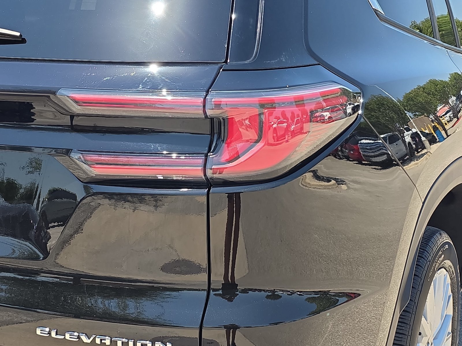 Used 2026 GMC Acadia Elevation w/ Elevation Premium Package FWD image 29