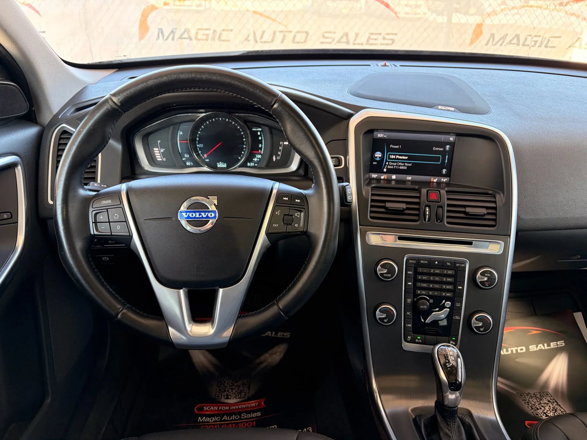 Used 2015 Volvo XC60 3.2 Platinum image 32