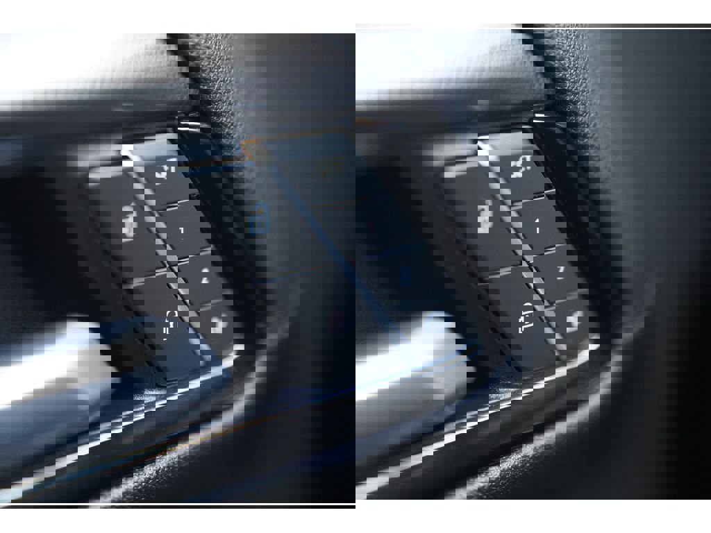 Used 2025 GMC Sierra 3500 AT4 w/ AT4 Premium Plus Package image 26