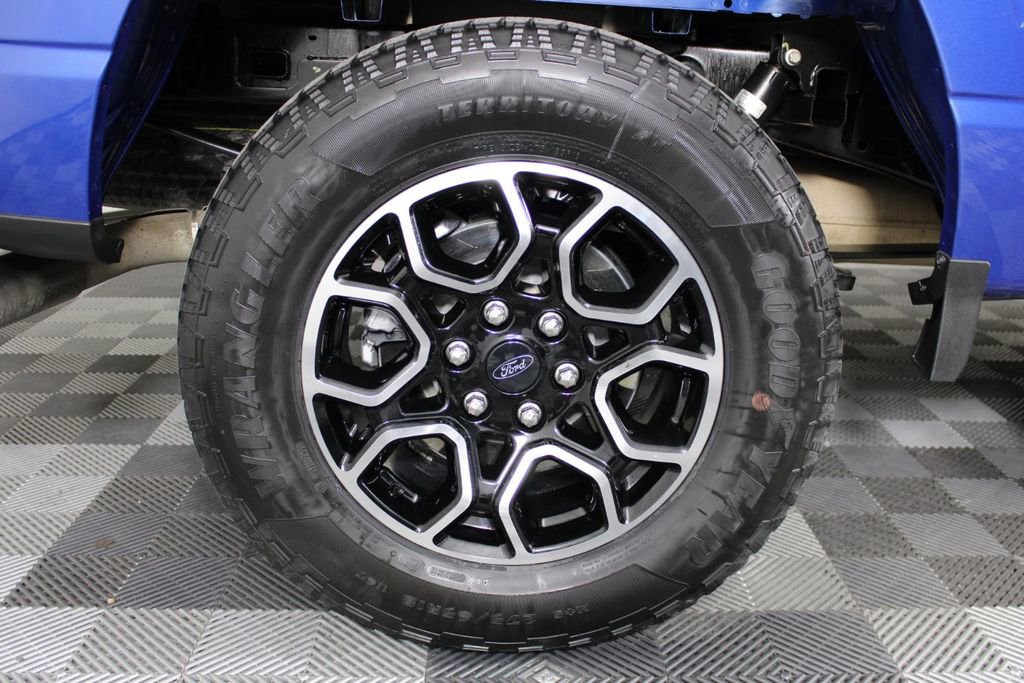 Used 2023 Ford F150 Lariat image 12