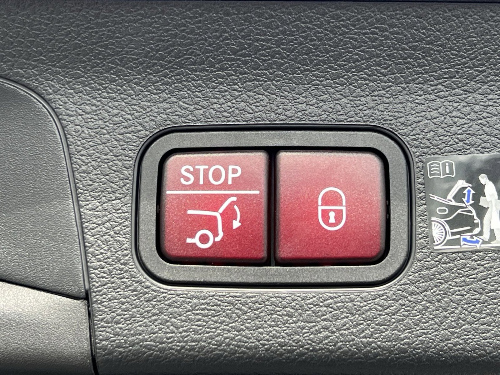 New 2026 Mercedes-Benz GLS 450 4MATIC image 26