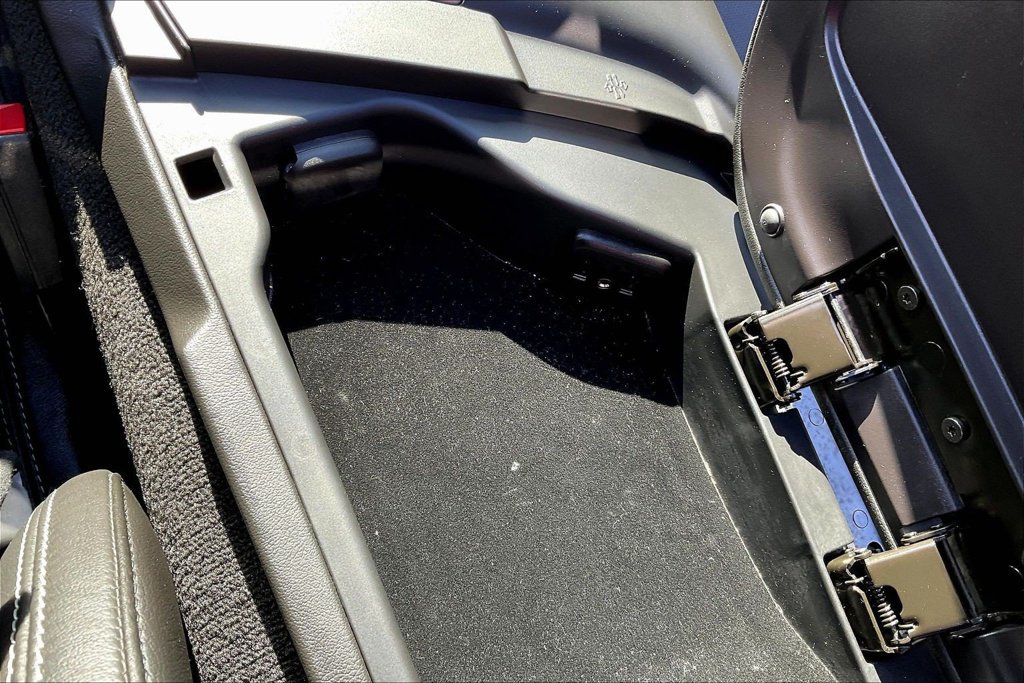 Used 2019 Chevrolet Corvette Grand Sport RWD image 18