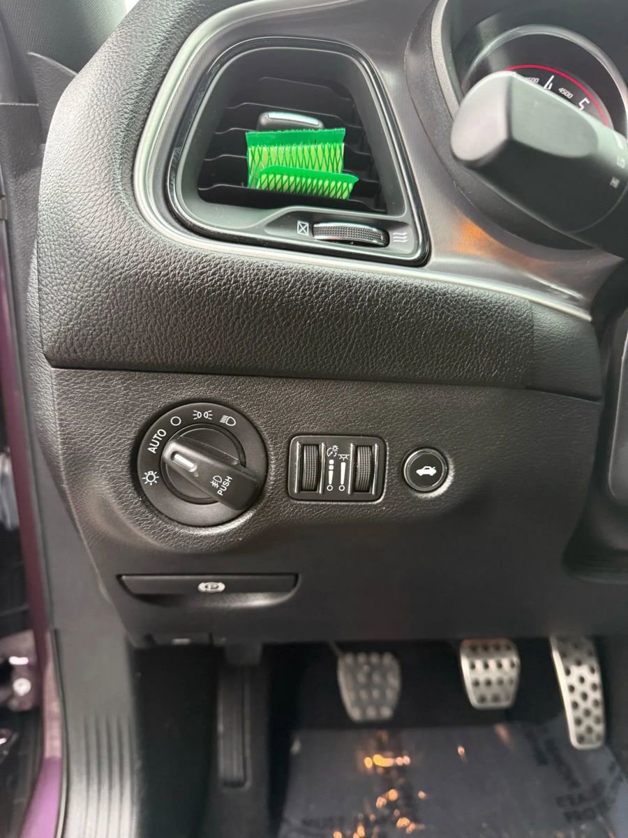 Used 2020 Dodge Challenger R/T Scat Pack w/ Dynamics Package image 25