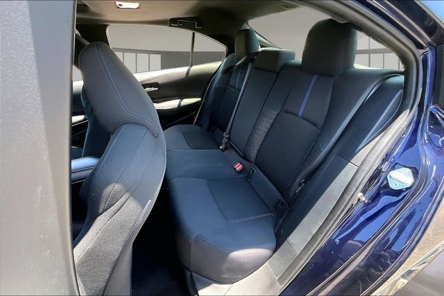 Used 2022 Toyota Corolla SE w/ SE Premium Package FWD image 19