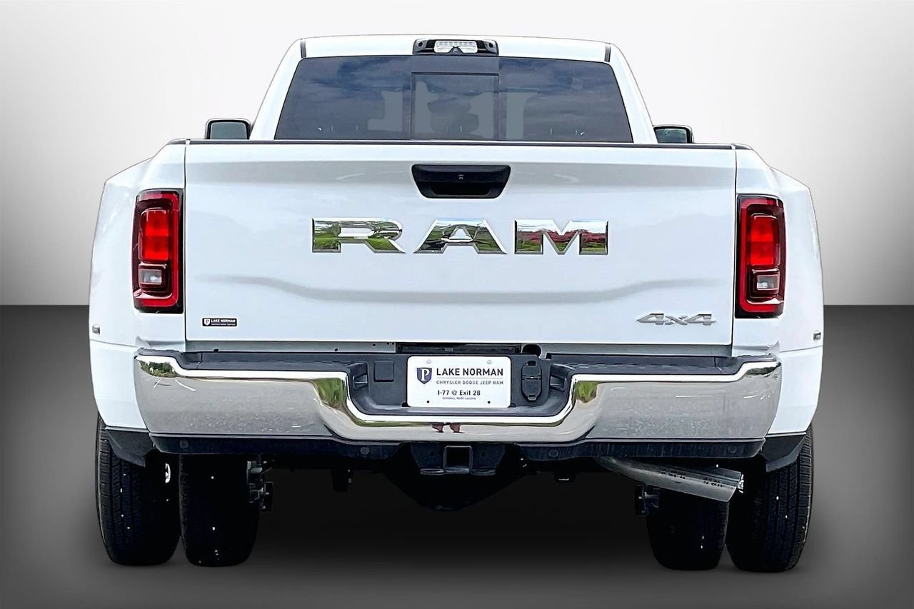 New 2026 RAM 3500 Tradesman AWD/4WD image 7