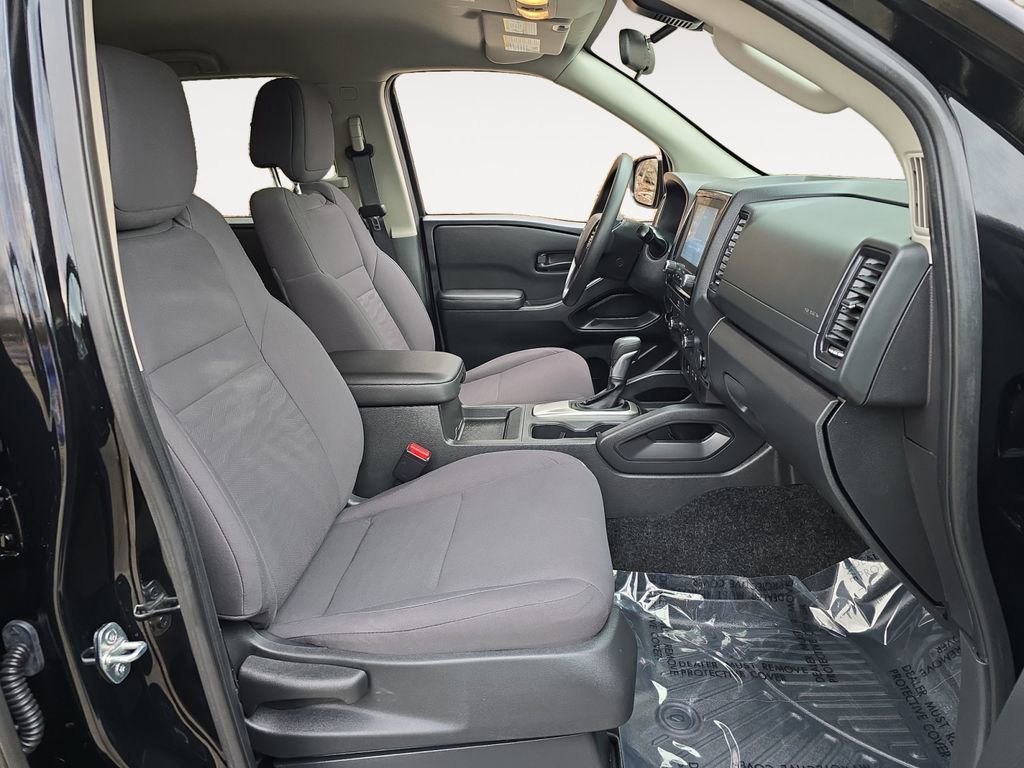 Used 2024 Nissan Frontier S w/ Technology Package AWD/4WD image 15
