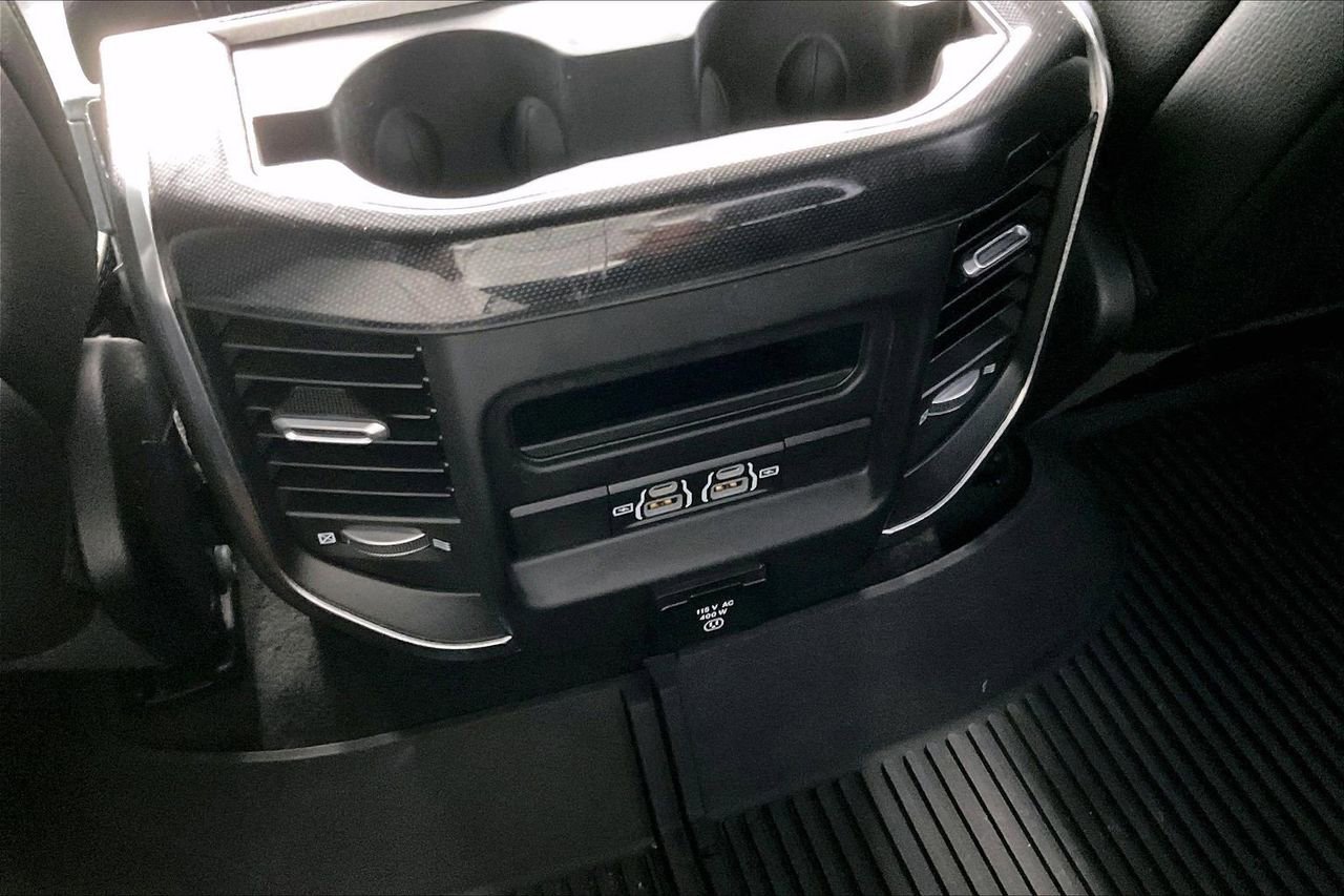 Used 2022 RAM 1500 Laramie w/ Sport Appearance Package AWD/4WD image 17