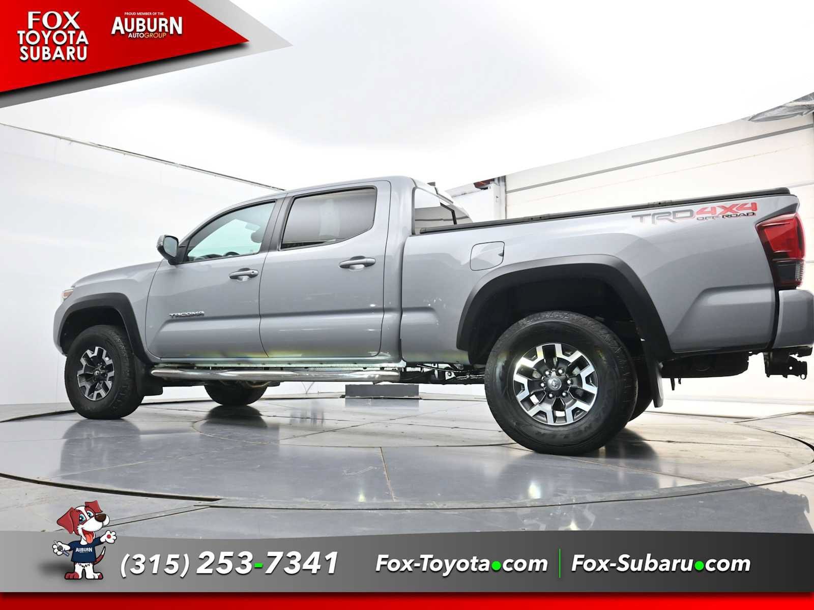 Used 2019 Toyota Tacoma TRD Off-Road w/ Technology Package AWD/4WD image 25