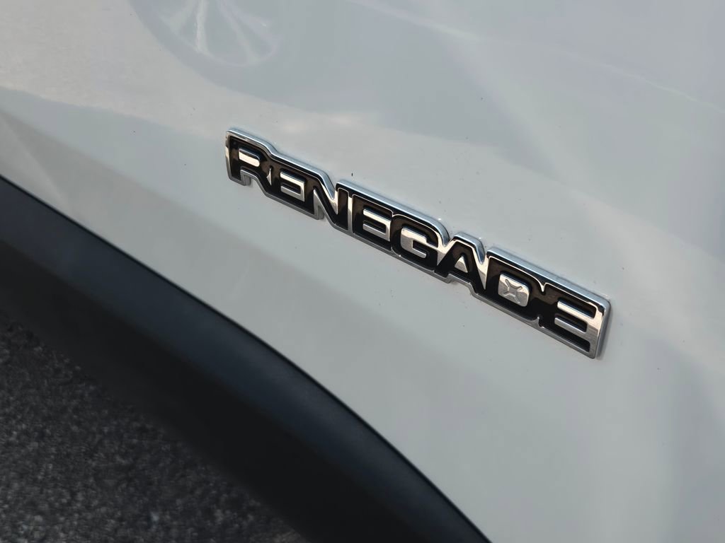 Certified 2023 Jeep Renegade Latitude image 7