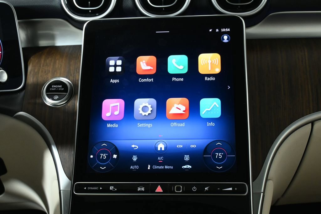 Certified 2025 Mercedes-Benz GLC 300 4MATIC image 21