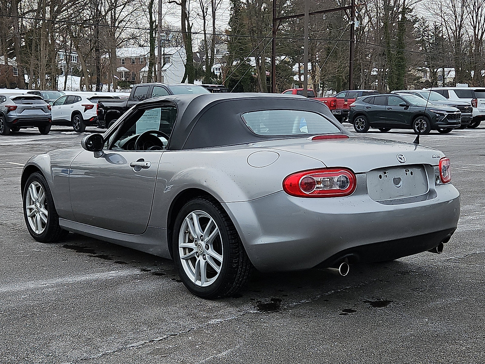 Used 2010 MAZDA MX-5 Miata Sport image 4