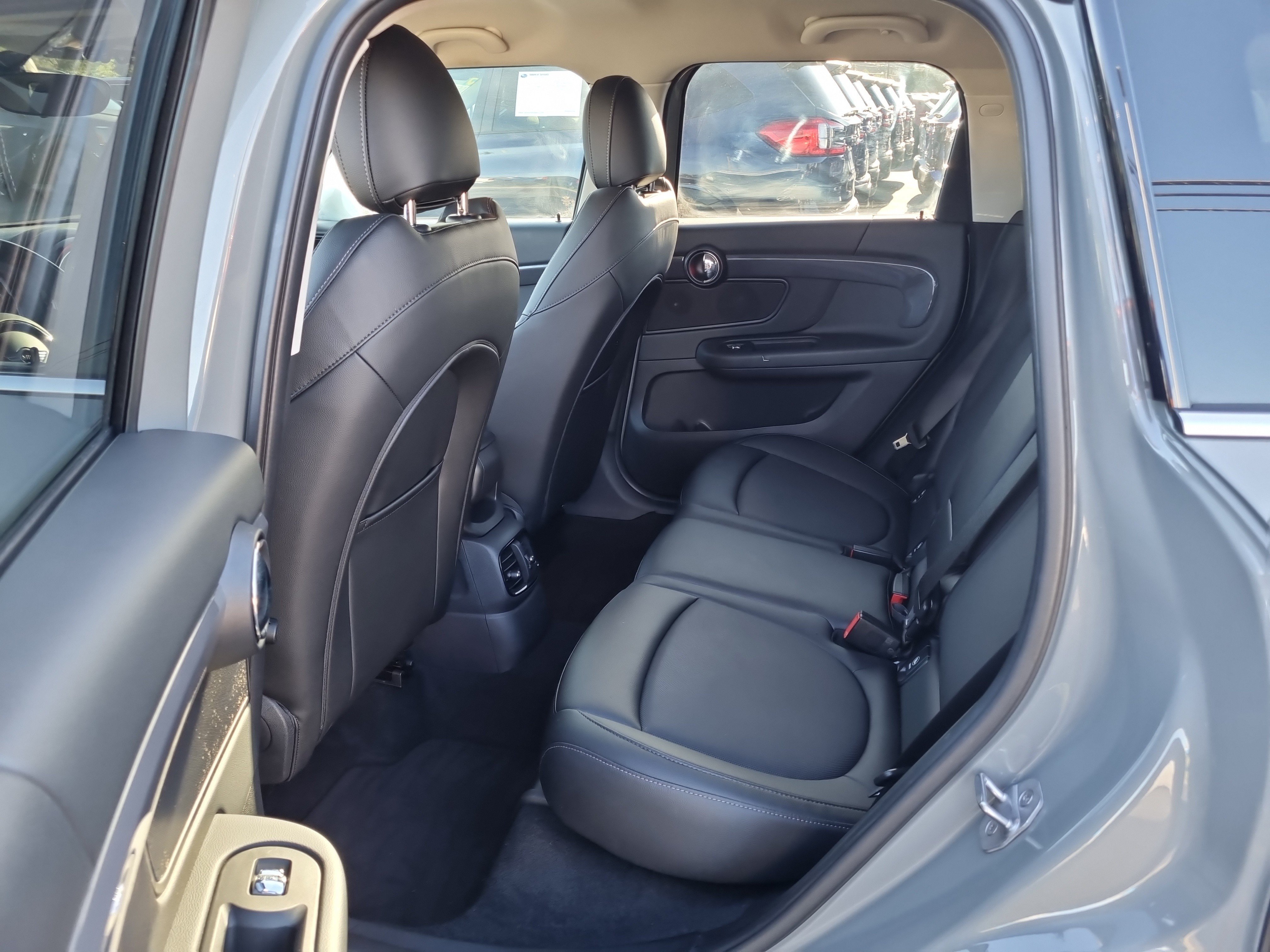 Used 2018 MINI Cooper Countryman S FWD image 11