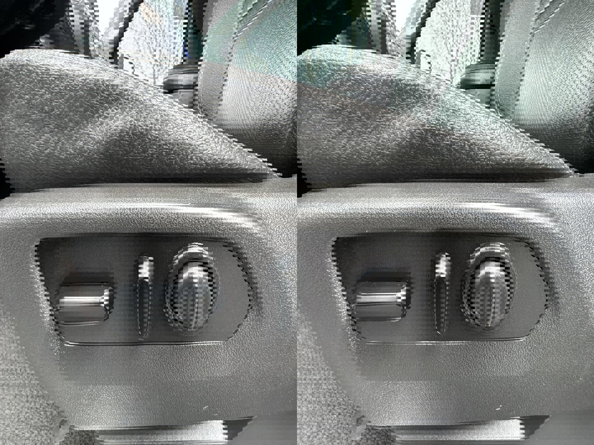 Certified 2020 GMC Sierra 3500 Denali w/ Denali Ultimate Package AWD/4WD image 12