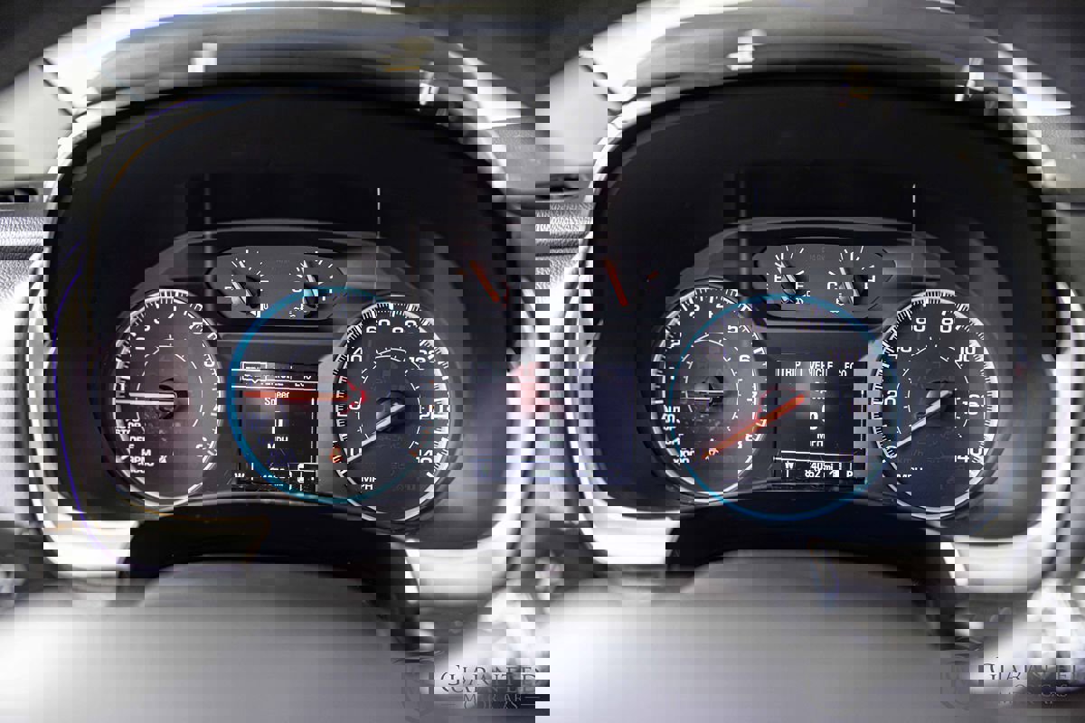 Used 2020 Chevrolet Traverse LT image 22