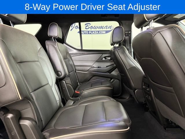 Used 2023 Chevrolet Traverse Premier image 21