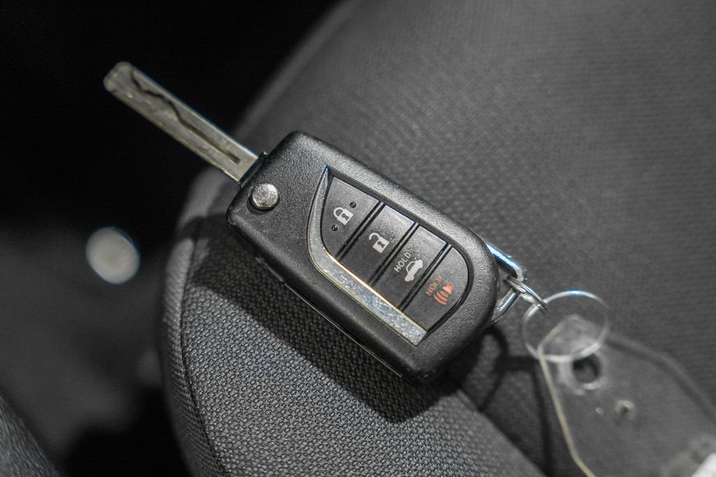 Used 2024 Toyota Corolla LE image 34